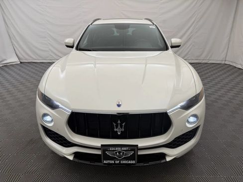 Used 2018 Maserati Levante GranSport AWD/4WD image 3