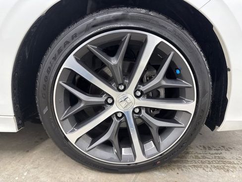 Used 2023 Honda Civic Touring image 12