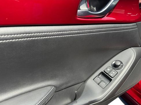Used 2025 MAZDA MX-5 Miata Grand Touring w/ Appearance Package RWD image 11
