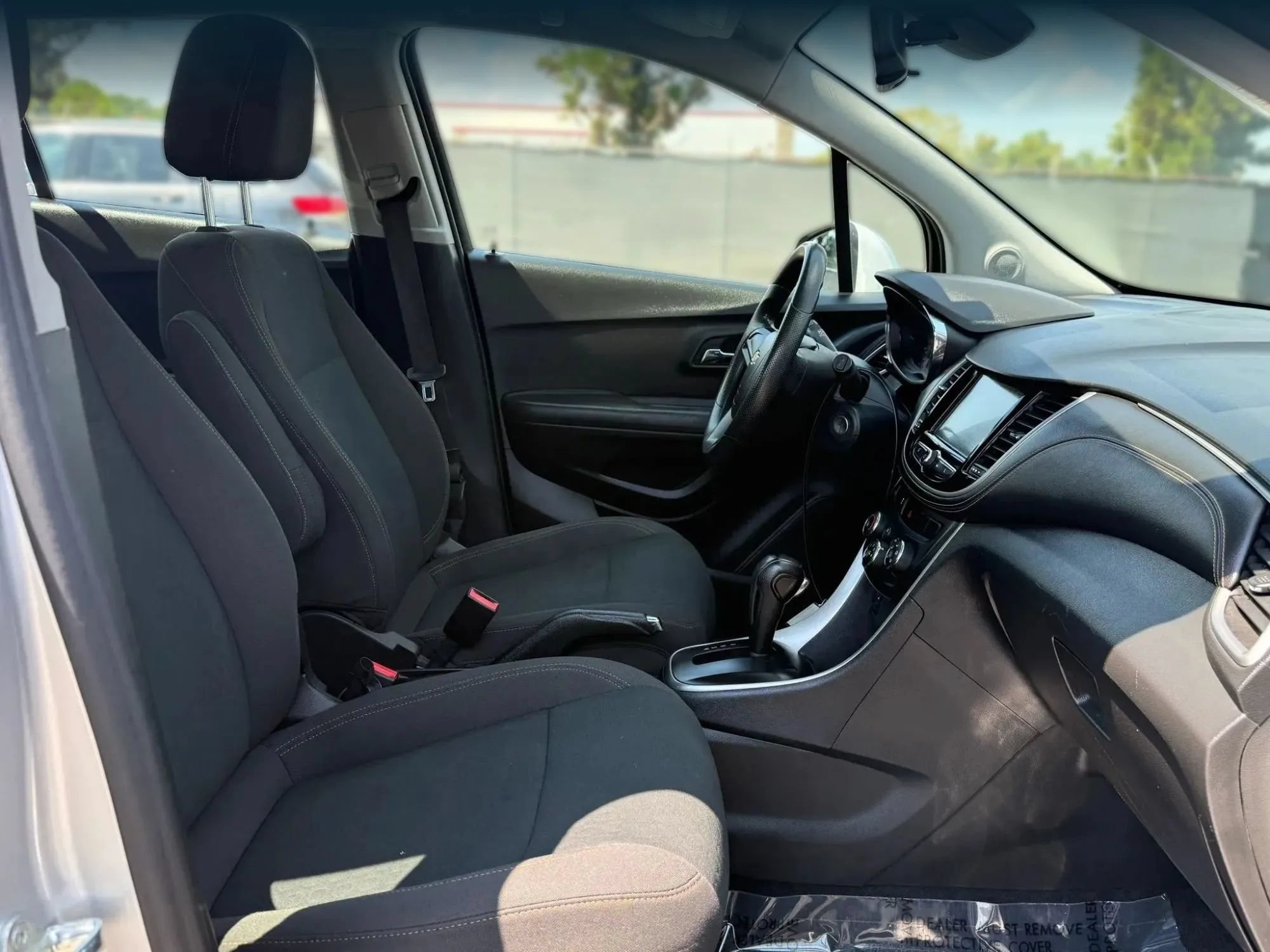 Used 2017 Chevrolet Trax LS AWD/4WD image 18