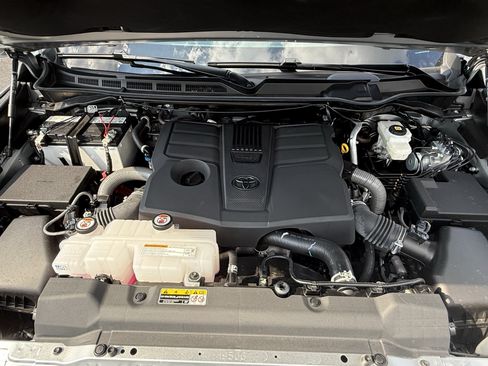 Used 2026 Toyota Tundra SR5 w/ SR5 Premium Package RWD image 35