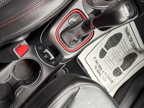 Used 2019 Jeep Compass Trailhawk image 21