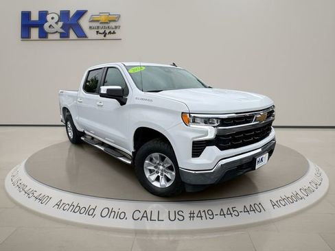 Used 2024 Chevrolet Silverado 1500 LT AWD/4WD image 1