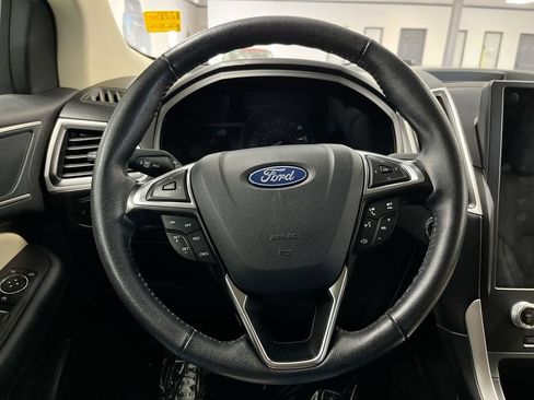 Used 2024 Ford Edge SEL AWD/4WD image 16
