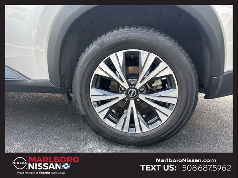 Certified 2023 Nissan Rogue SV image 12