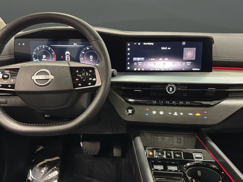 Used 2025 Nissan Murano SL AWD/4WD image 11