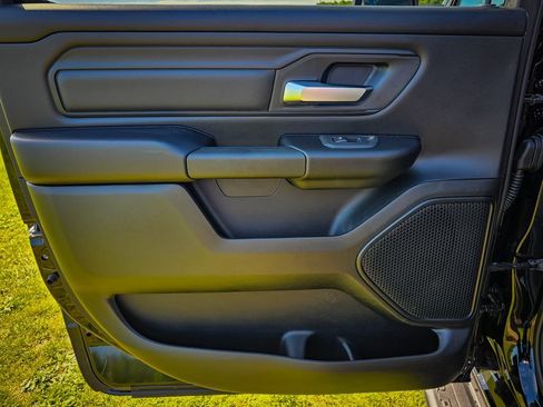 New 2026 RAM 1500 Express AWD/4WD image 29