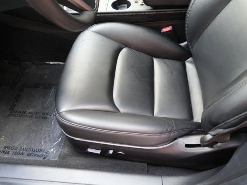 Used 2021 Tesla Model 3 Long Range AWD/4WD image 27