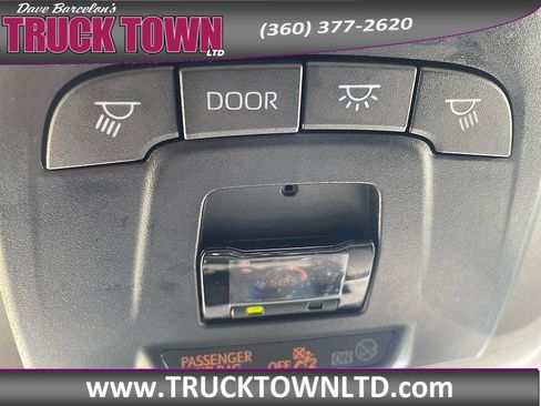 Used 2023 Toyota Corolla LE FWD image 35
