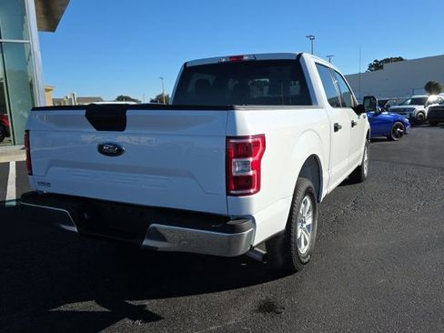 Used 2018 Ford F150 XLT image 4