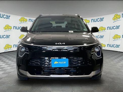 Used 2024 Kia Niro Wind w/ Wind Preserve Package FWD image 2