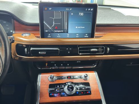 Used 2023 Lincoln Aviator Reserve w/ Equipment Group 201A image 34