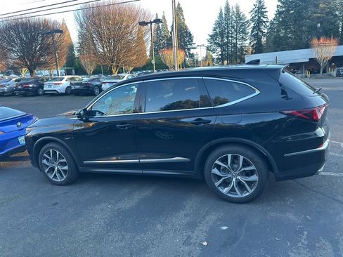 Used 2023 Acura MDX SH-AWD w/ Technology Package image 7