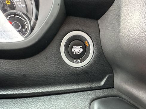 Used 2019 RAM 1500 Big Horn image 35