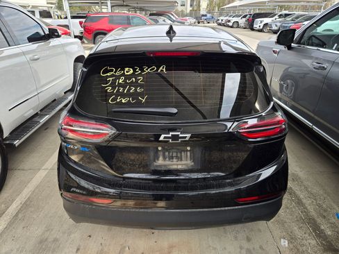 Used 2023 Chevrolet Bolt LT image 5