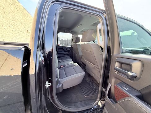Used 2016 GMC Sierra 2500 SLE w/ SLE Preferred Package image 12