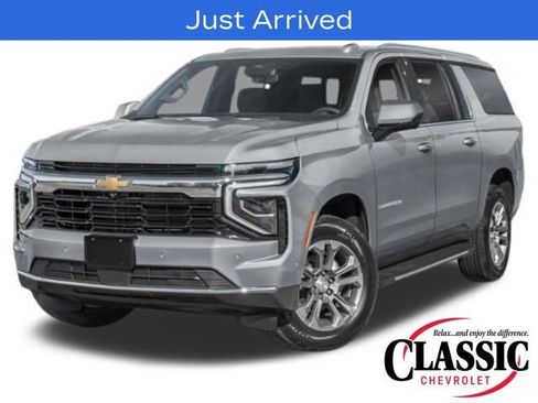 Used 2025 Chevrolet Suburban LS image 1