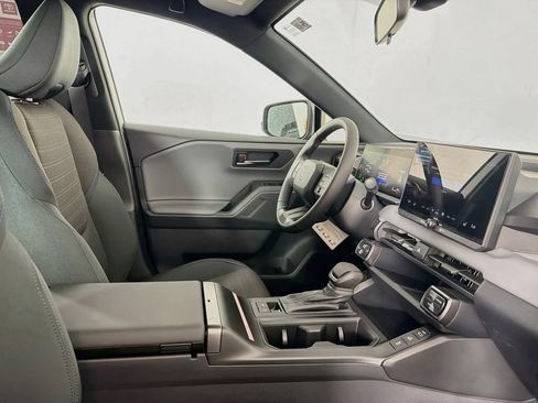 New 2026 Toyota RAV4 SE AWD/4WD image 33