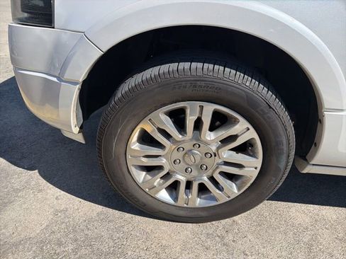 Used 2013 Ford Expedition Limited image 4
