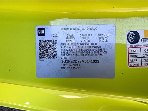 Used 2021 Chevrolet Camaro LT w/ Technology Package image 33