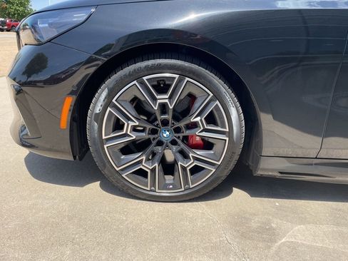 Used 2025 BMW i5 xDrive40 w/ M Sport Package AWD/4WD image 15
