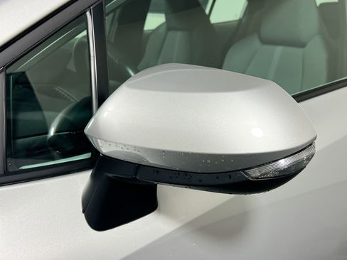 Used 2023 Toyota Corolla SE image 12