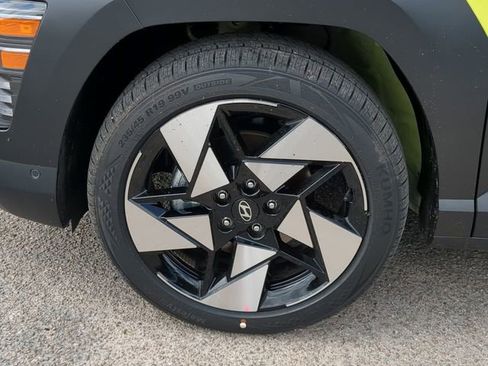 New 2024 Hyundai Kona Limited image 11