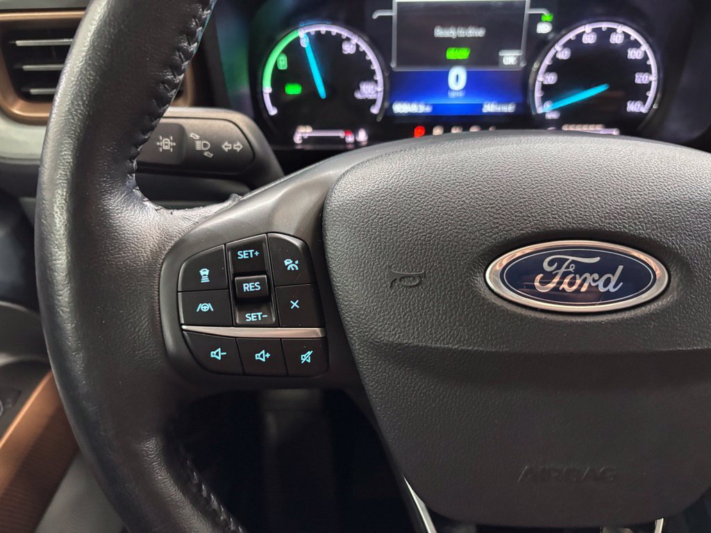 Used 2022 Ford Maverick Lariat w/ Lariat Luxury Package FWD image 12
