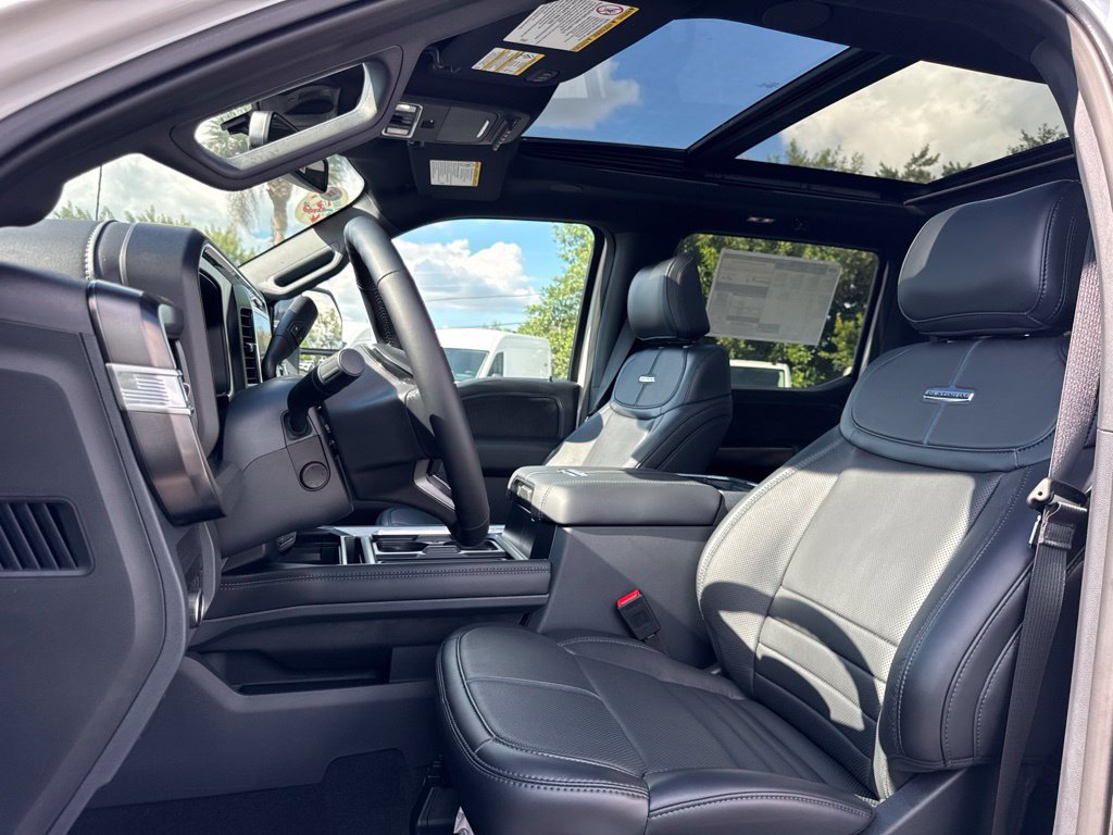 New 2026 Ford F250 Platinum w/ FX4 Off-Road Package AWD/4WD image 23