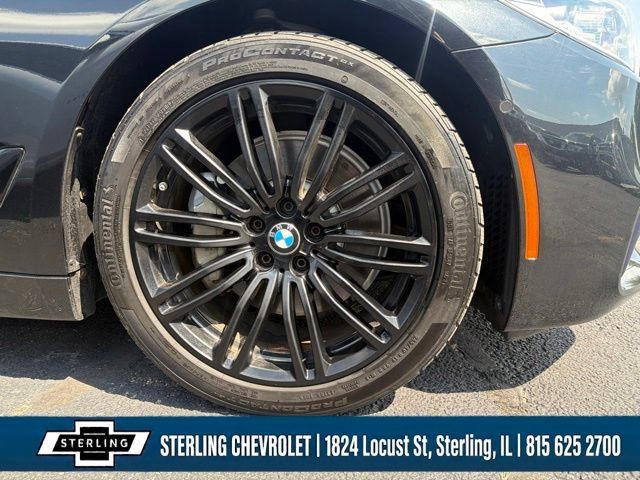 Used 2018 BMW 530i xDrive AWD/4WD image 32