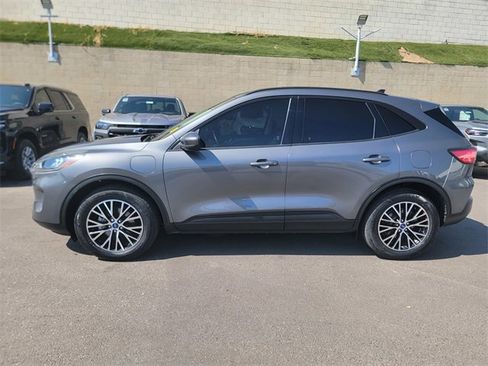 Used 2022 Ford Escape SEL w/ Technology Package image 4