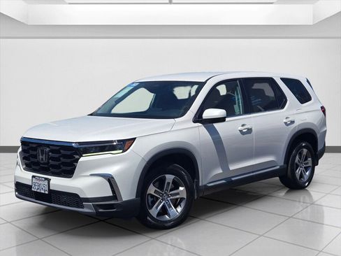 Certified 2023 Honda Pilot EX-L image 9