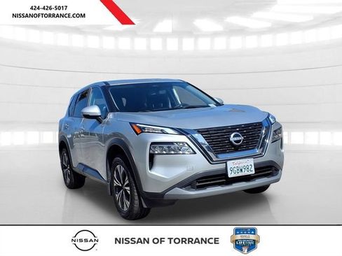 Used 2023 Nissan Rogue SV FWD image 1