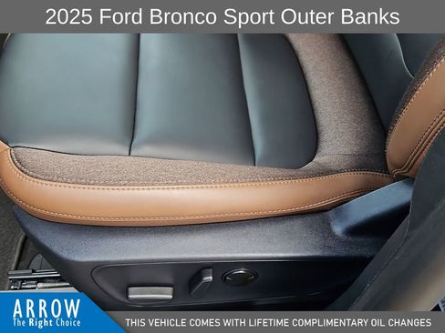 Used 2025 Ford Bronco Sport Outer Banks w/ Outer Banks Tech Package+ AWD/4WD image 23