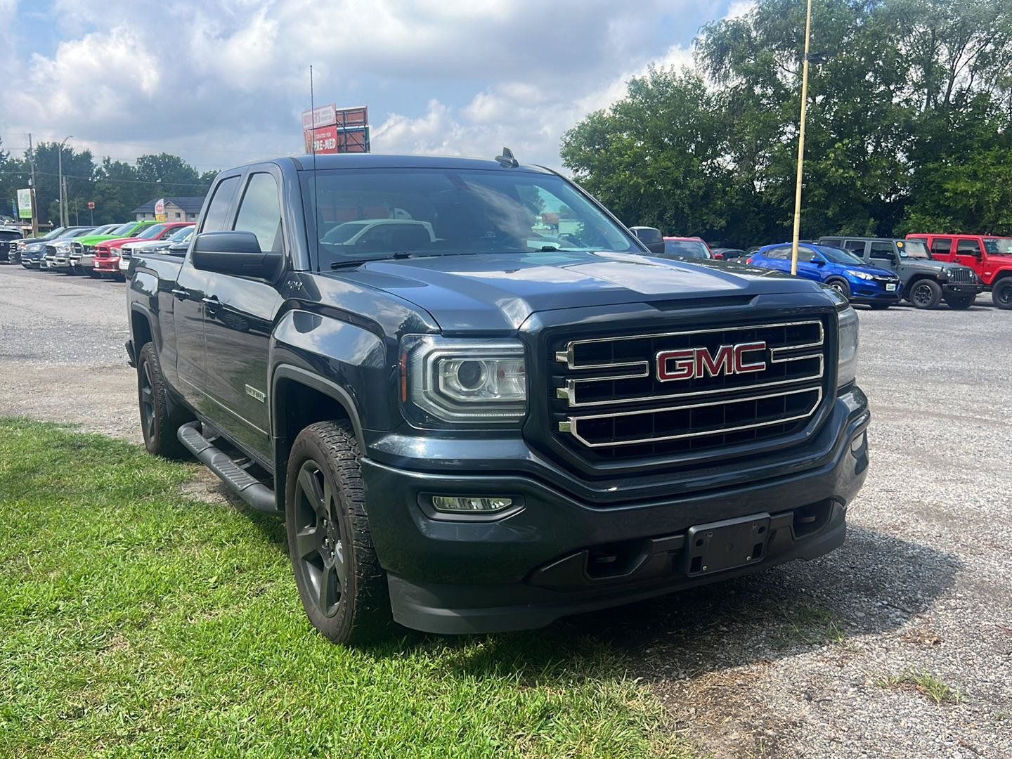 Used 2018 GMC Sierra 1500 4x4 Double Cab w/ Elevation Edition image 2