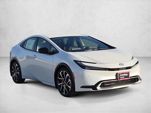 New 2027 Toyota Prius Plug-In Hybrid FWD image 7