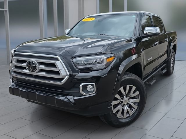 Used 2023 Toyota Tacoma Limited AWD/4WD image 1