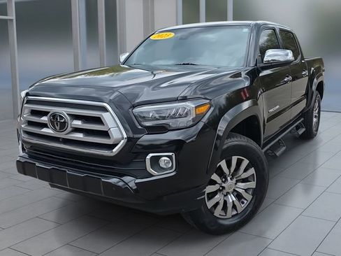 Used 2023 Toyota Tacoma Limited AWD/4WD image 1