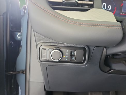 New 2026 Ford Explorer Active RWD image 12