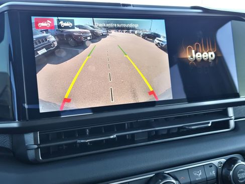 New 2026 Jeep Wrangler Rubicon w/ Xtreme 35 Tire Package image 13