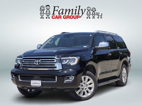 Used 2021 Toyota Sequoia Platinum RWD image 1