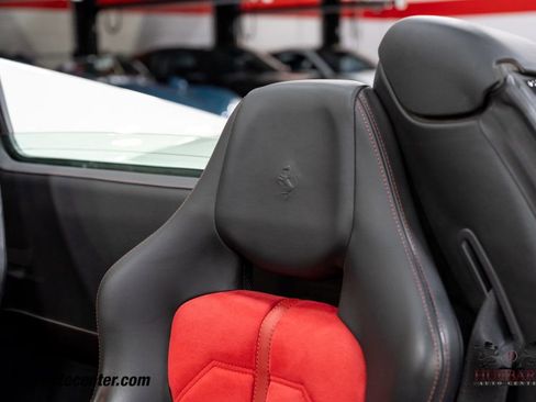 Used 2014 Ferrari 458 Spider image 20