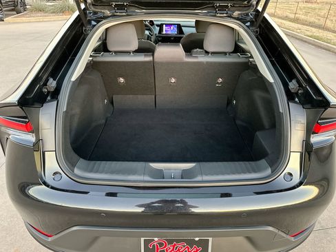 Used 2024 Toyota Prius LE image 22