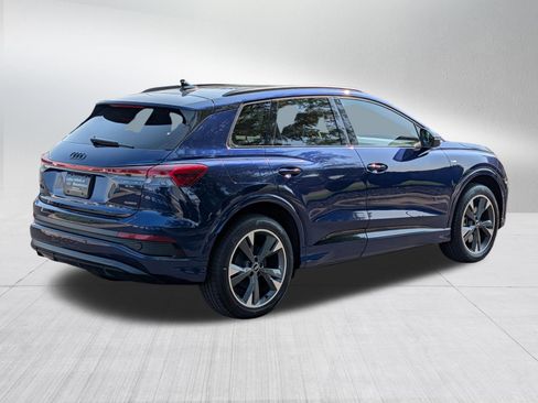 Used 2023 Audi Q4 e-tron Premium Plus w/ Premium Plus AWD/4WD image 7