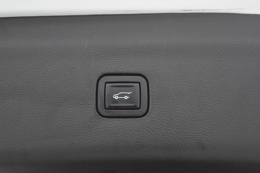Used 2022 Buick Enclave Essence FWD image 36