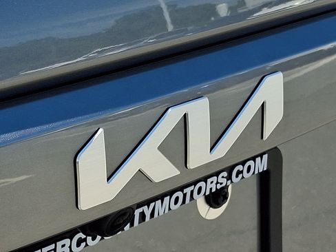 New 2026 Kia Niro EX FWD image 20