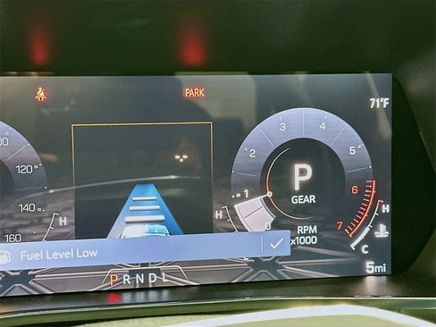 New 2026 GMC Canyon Elevation w/ Convenience Package image 12