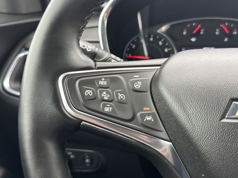 Used 2024 Chevrolet Equinox Premier FWD image 34