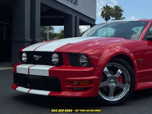 Used 2007 Ford Mustang GT RWD image 2