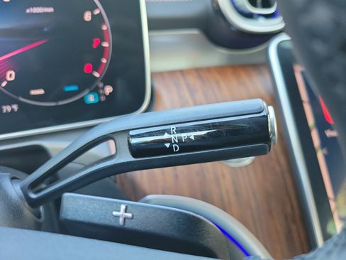 Used 2024 Mercedes-Benz CLE 300 4MATIC Cabriolet image 26